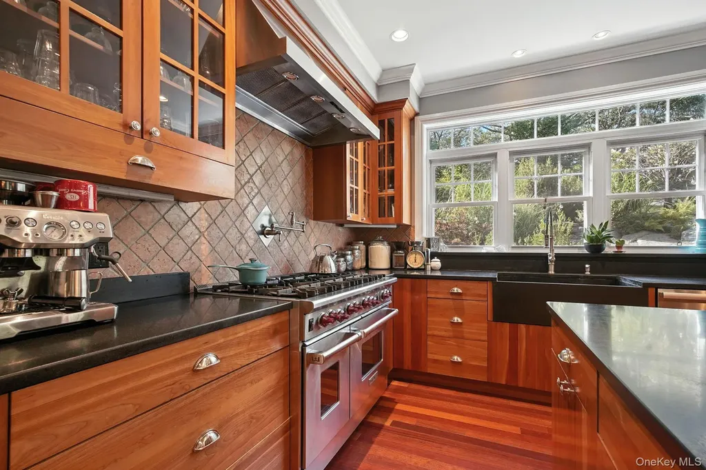 57 S White Rock Road Holmes NY 12531