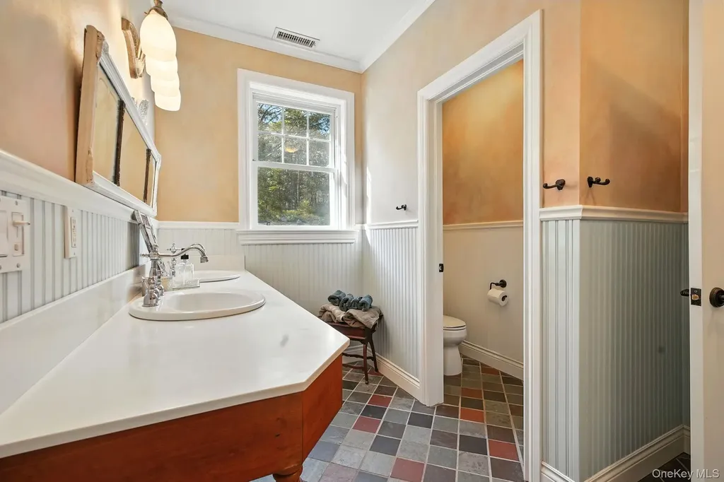 57 S White Rock Road Holmes NY 12531
