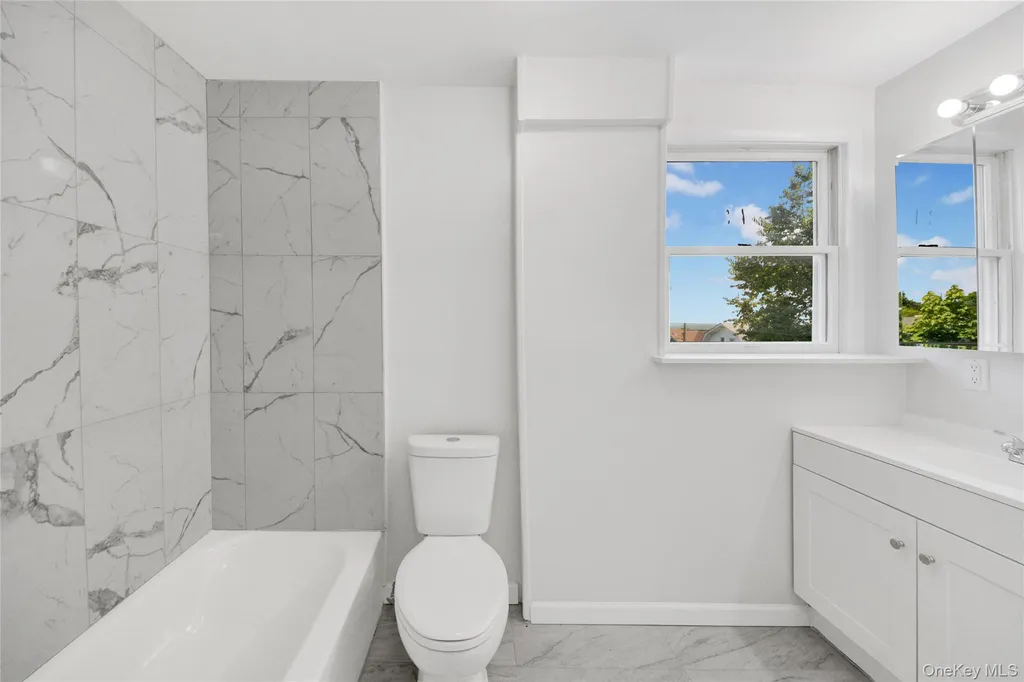 40 Amackassin Terrace Yonkers NY 10703