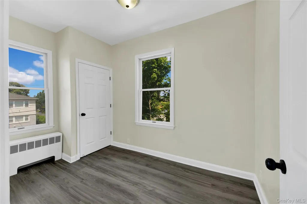 40 Amackassin Terrace Yonkers NY 10703