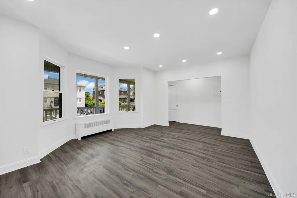 40 Amackassin Terrace Yonkers NY 10703