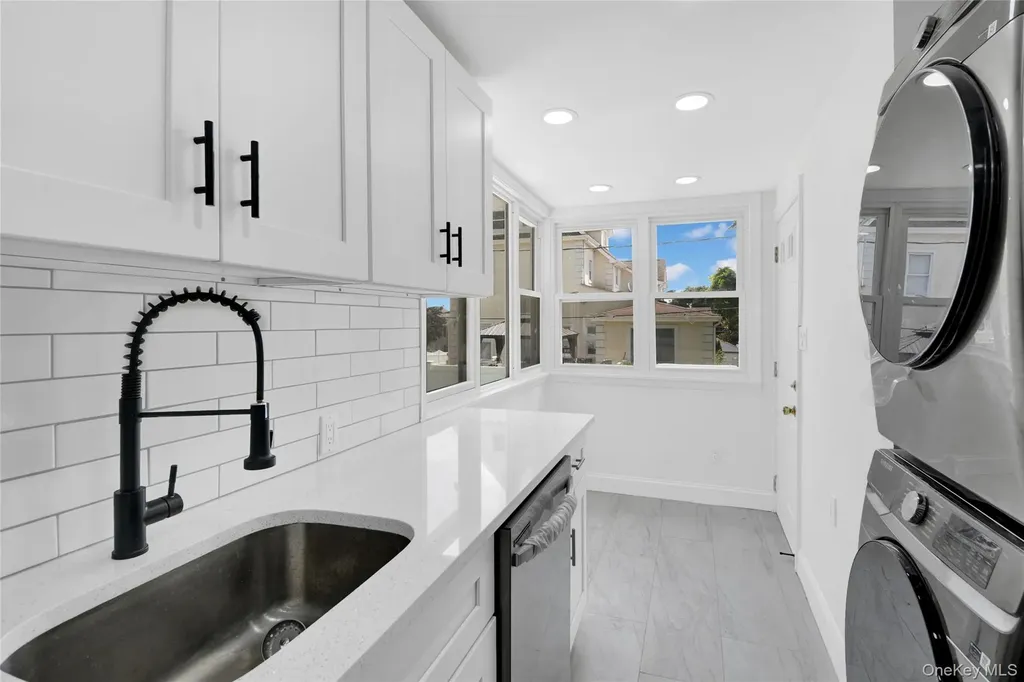 40 Amackassin Terrace Yonkers NY 10703