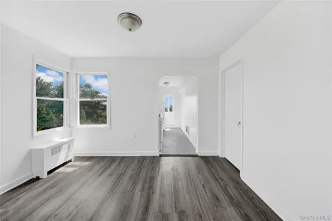 40 Amackassin Terrace Yonkers NY 10703