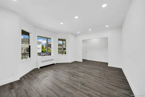 40 Amackassin Terrace Yonkers NY 10703