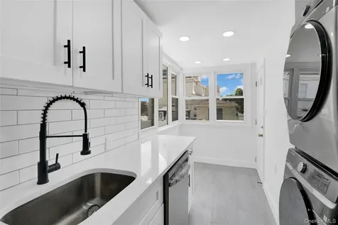 40 Amackassin Terrace Yonkers NY 10703