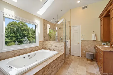 10 Crestview Drive Pleasantville NY 10570