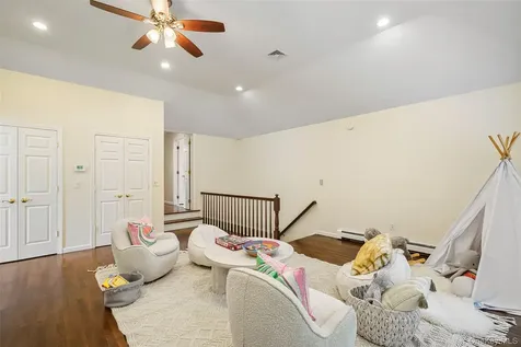 10 Crestview Drive Pleasantville NY 10570