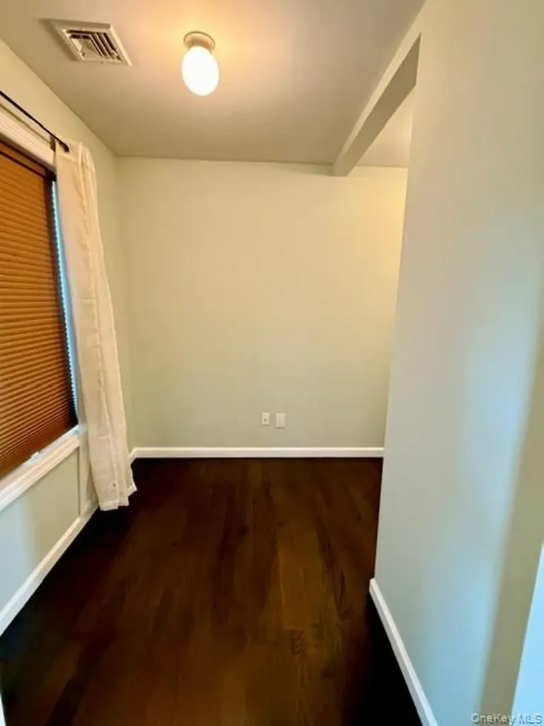 15 Comet Place Patchogue NY 11772