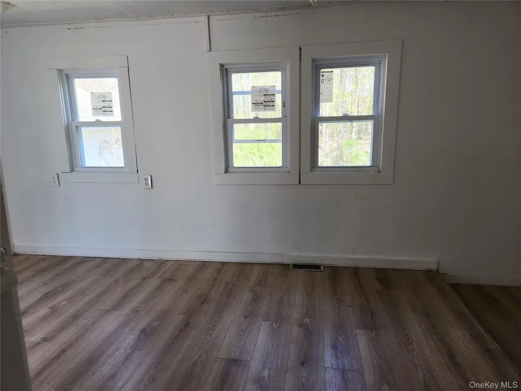 2 Madison Avenue Hyde Park NY 12538