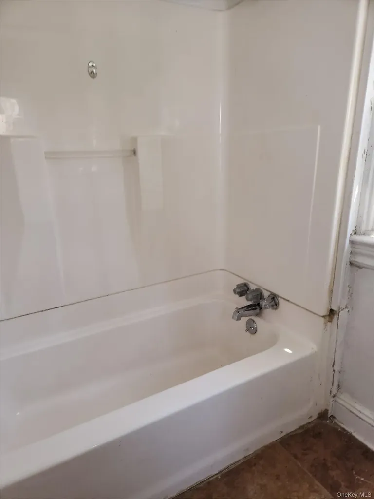 2 Madison Avenue Hyde Park NY 12538