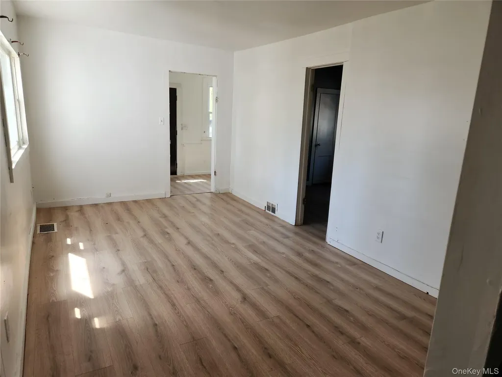 2 Madison Avenue Hyde Park NY 12538