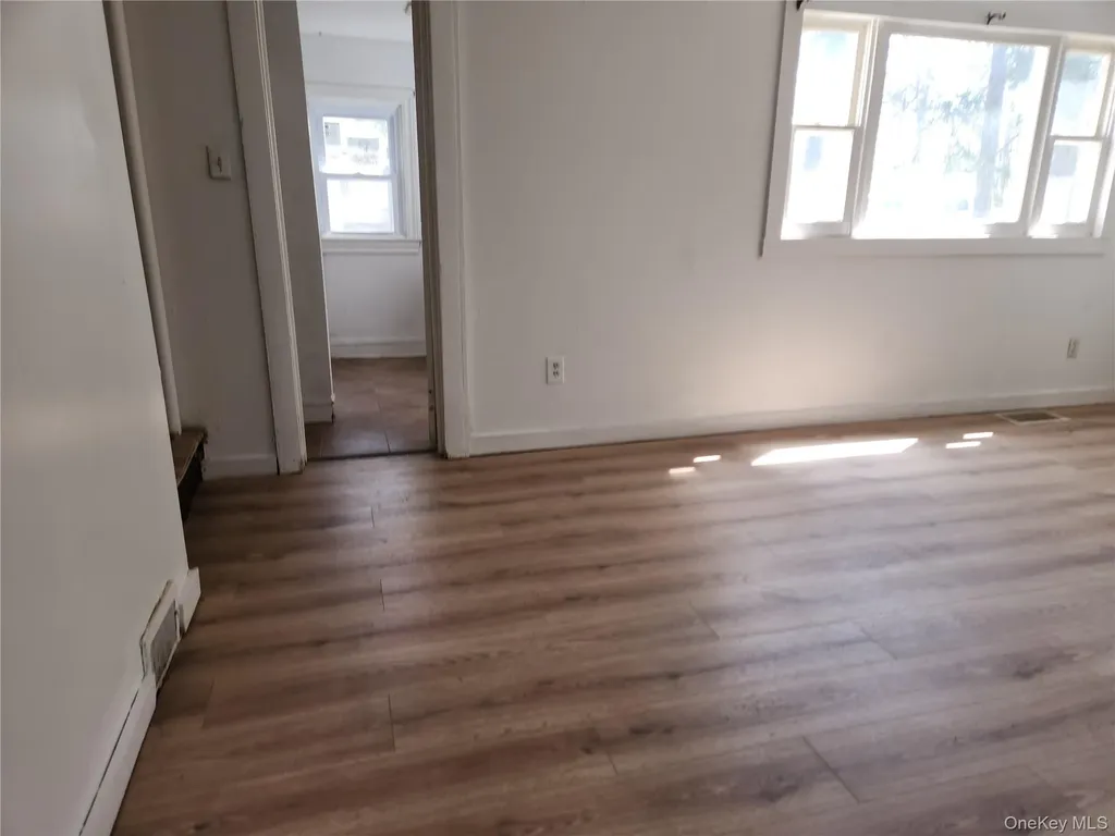 2 Madison Avenue Hyde Park NY 12538