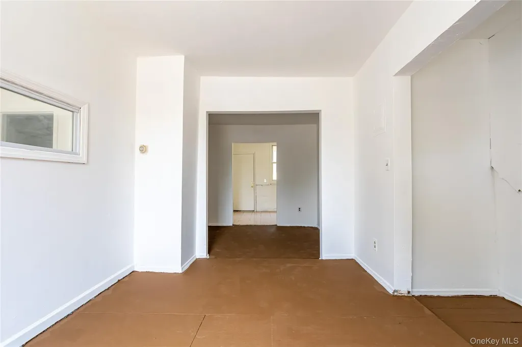 22 Grove Street Staten Island NY 10304