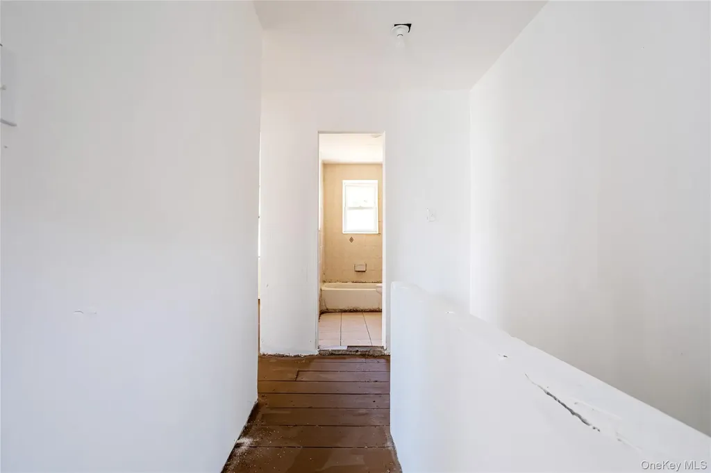 22 Grove Street Staten Island NY 10304