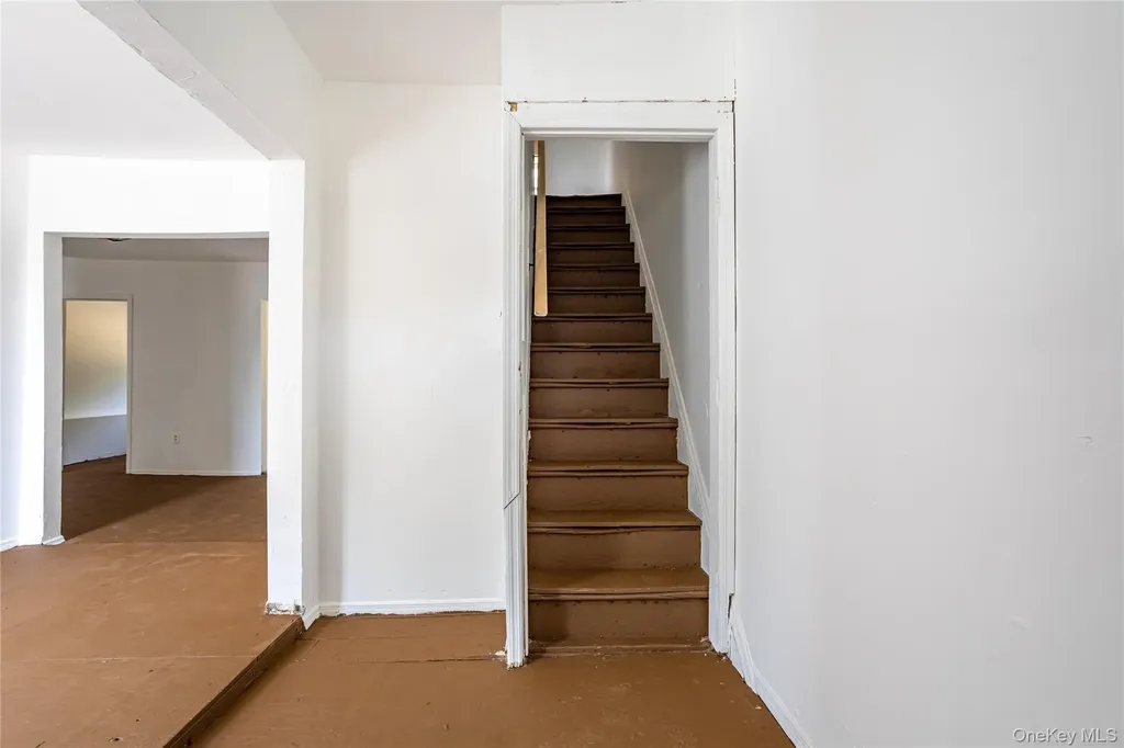 22 Grove Street Staten Island NY 10304