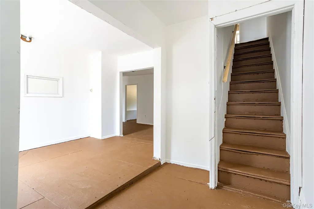 22 Grove Street Staten Island NY 10304