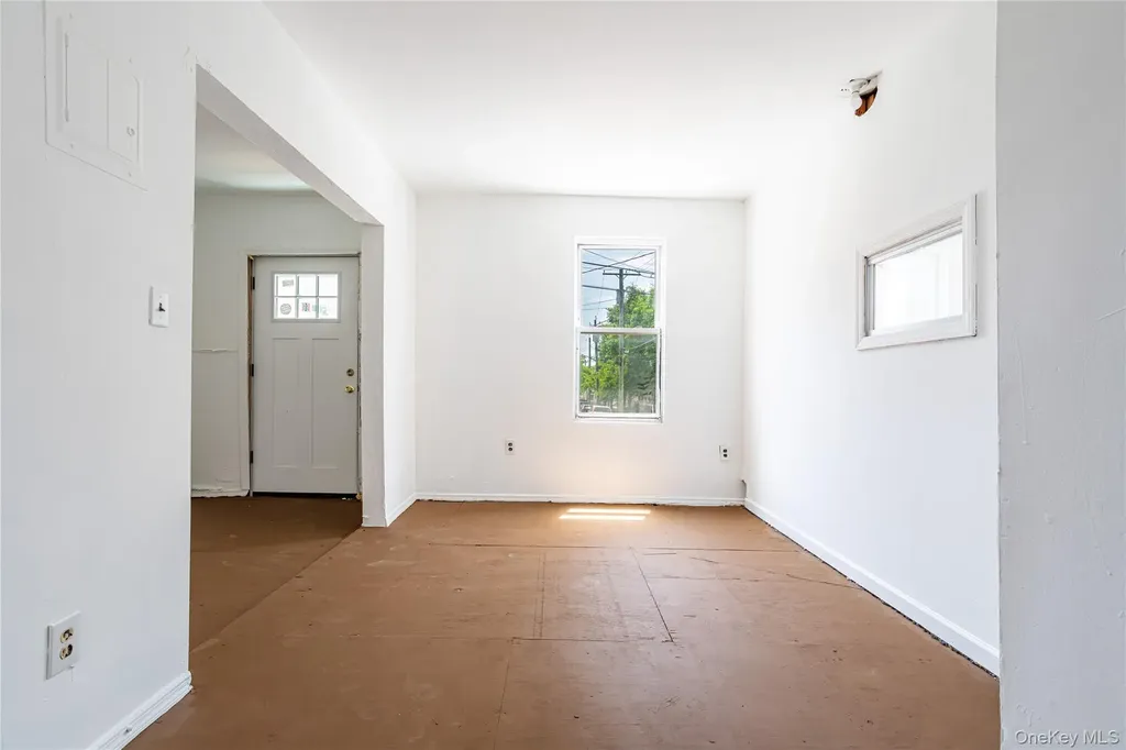 22 Grove Street Staten Island NY 10304