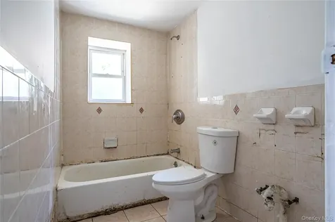 22 Grove Street Staten Island NY 10304