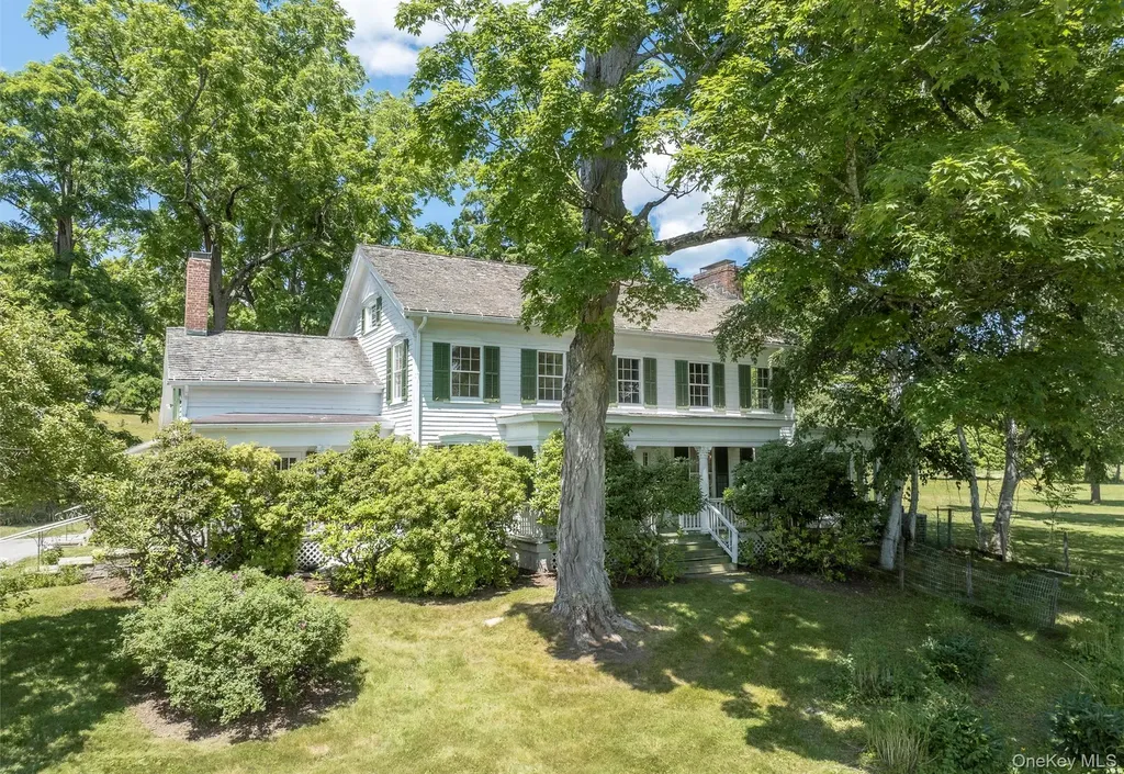 1197 Bulls Head Road Clinton Corners NY 12514