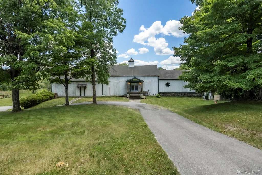 1197 Bulls Head Road Clinton Corners NY 12514