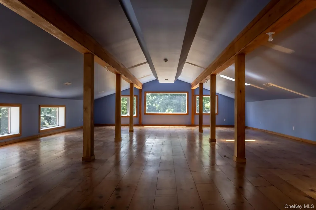 1197 Bulls Head Road Clinton Corners NY 12514