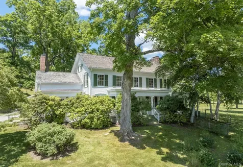 1197 Bulls Head Road Clinton Corners NY 12514