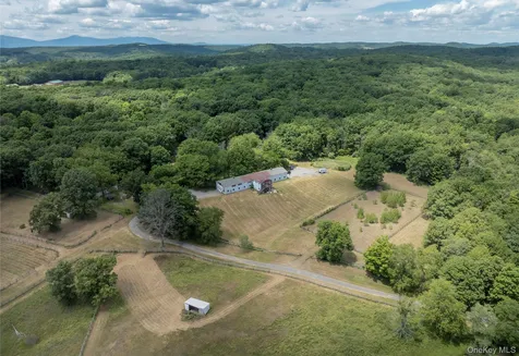 1197 Bulls Head Road Clinton Corners NY 12514