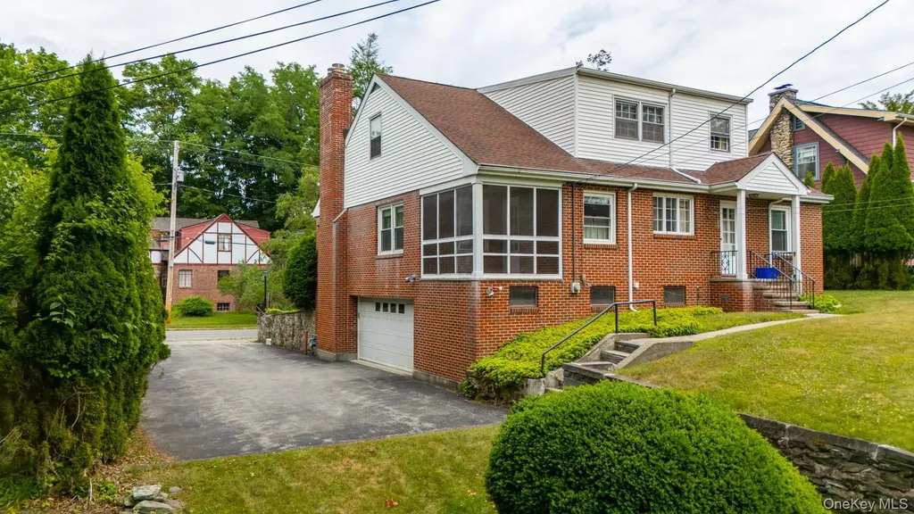 10 Degarmo Place Poughkeepsie NY 12601