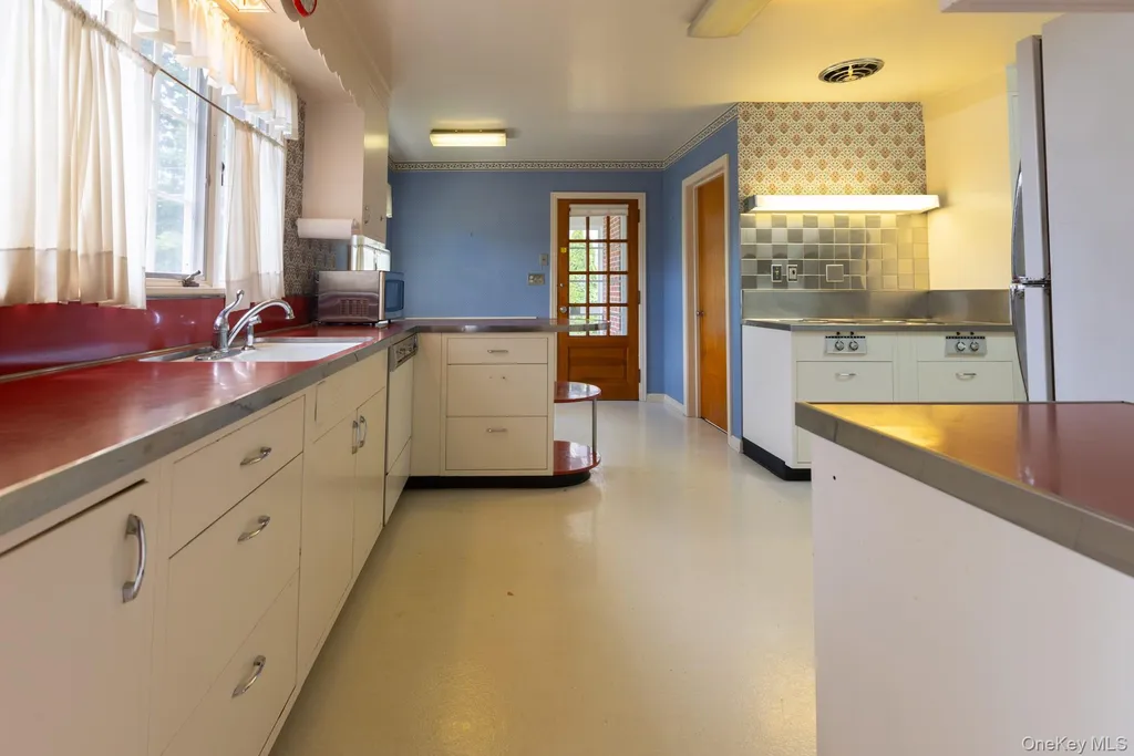 10 Degarmo Place Poughkeepsie NY 12601