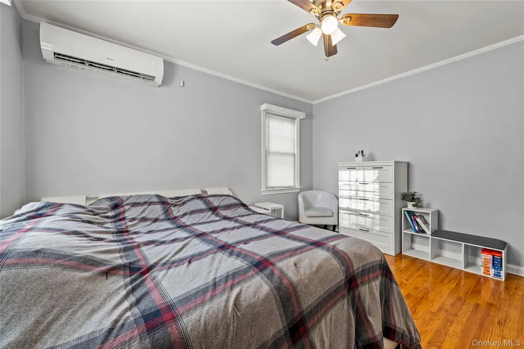 118 48 222nd Street Cambria Heights NY 11411