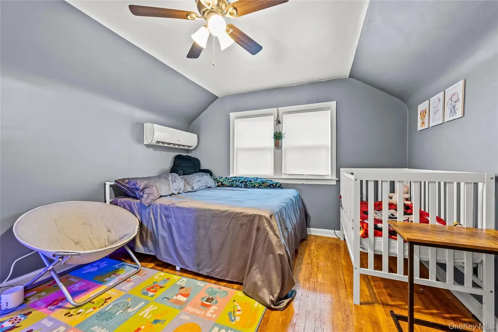 118 48 222nd Street Cambria Heights NY 11411