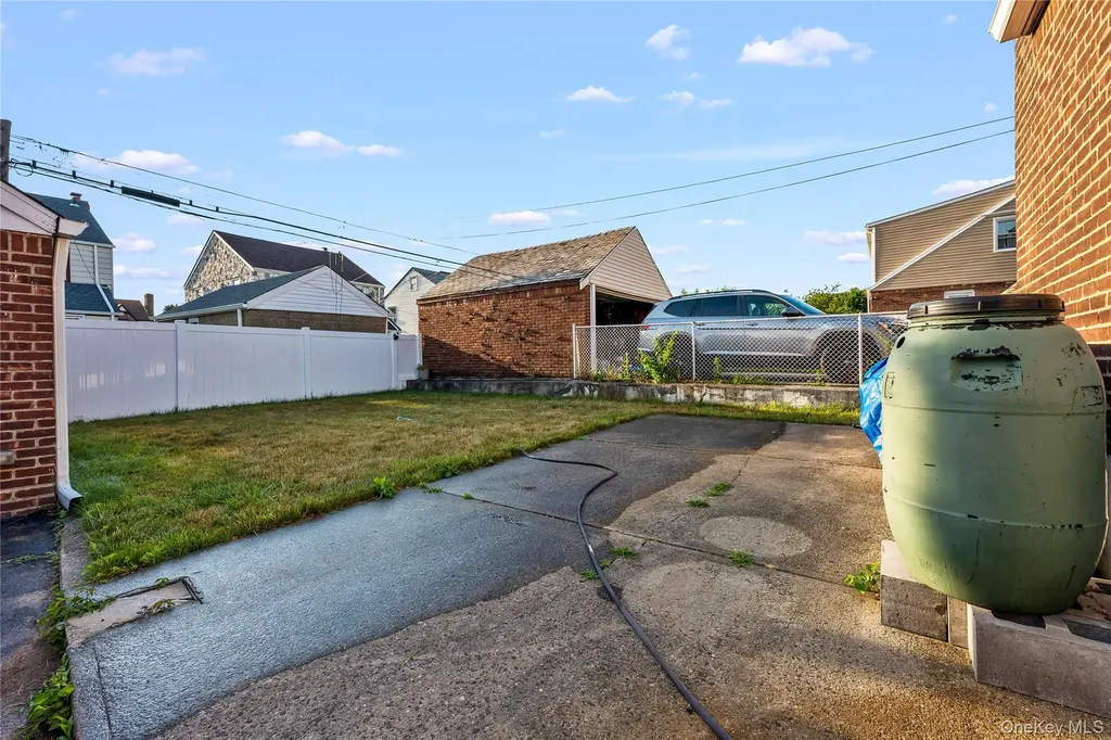 118 48 222nd Street Cambria Heights NY 11411