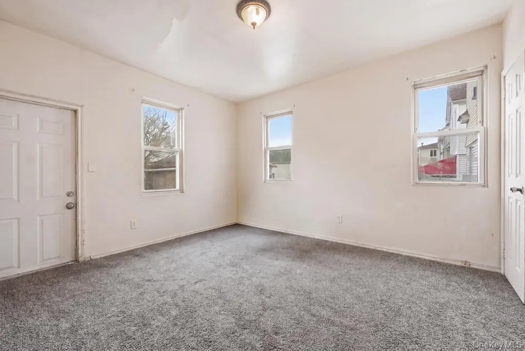 12219 191st Street Springfield Gardens NY 11413