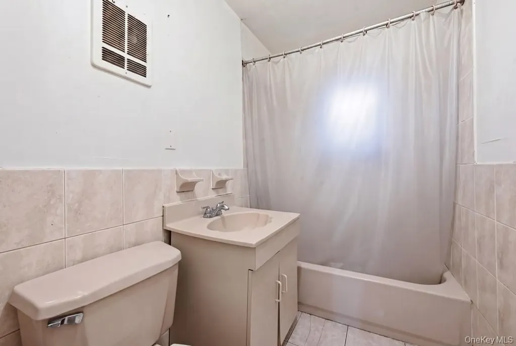 12219 191st Street Springfield Gardens NY 11413