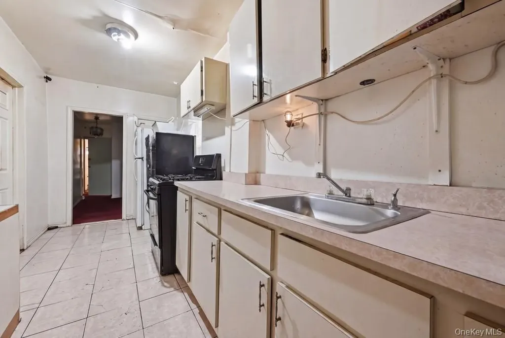 12219 191st Street Springfield Gardens NY 11413