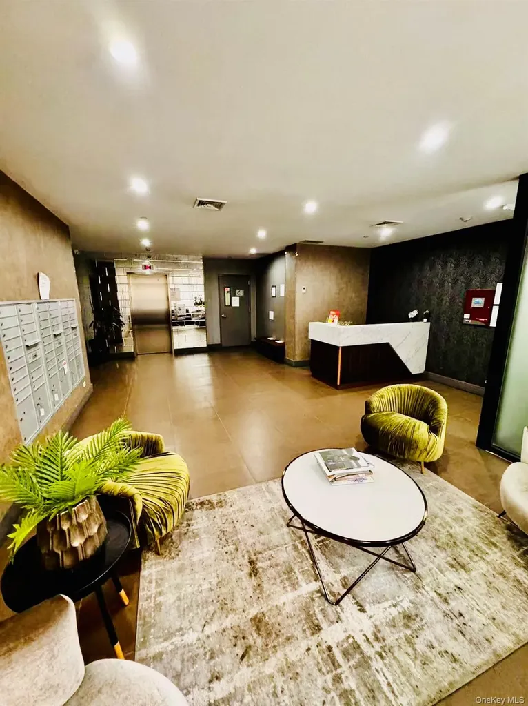27-05 41st Avenue Long Island City NY 11101