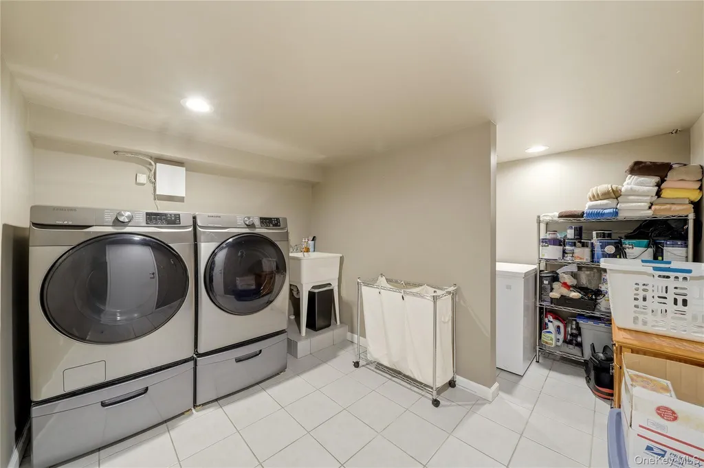364 Boundary Avenue Massapequa NY 11758