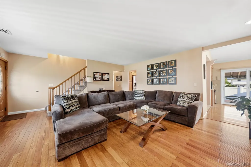 364 Boundary Avenue Massapequa NY 11758