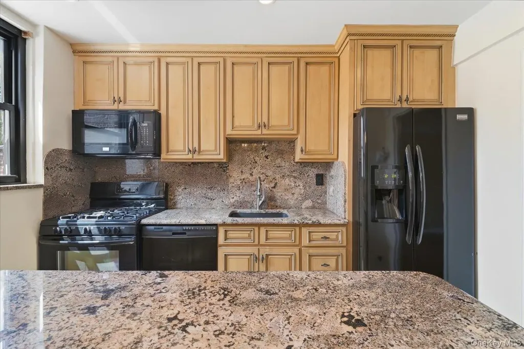 86-22 155th Howard Beach NY 11414