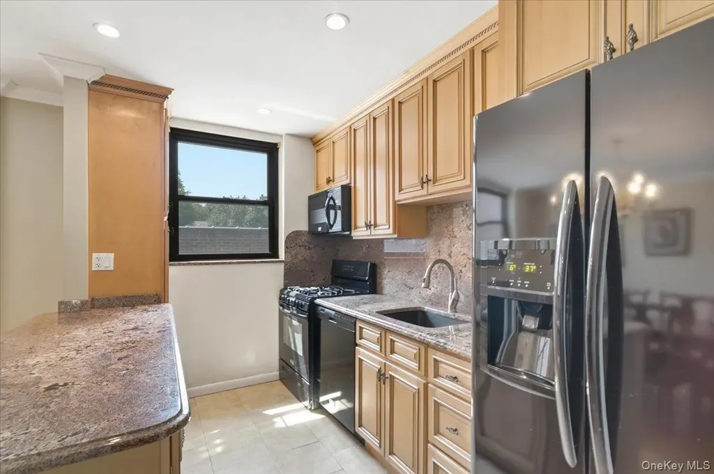 86-22 155th Howard Beach NY 11414