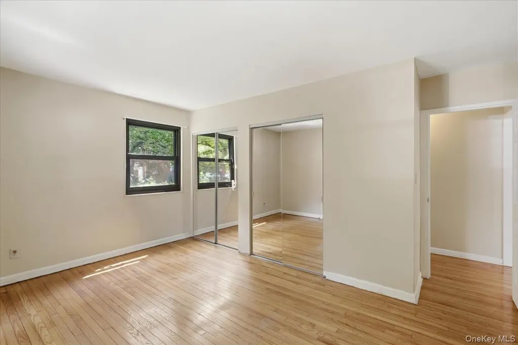 86-22 155th Howard Beach NY 11414