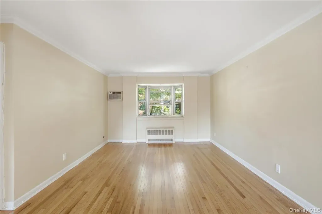 86-22 155th Howard Beach NY 11414