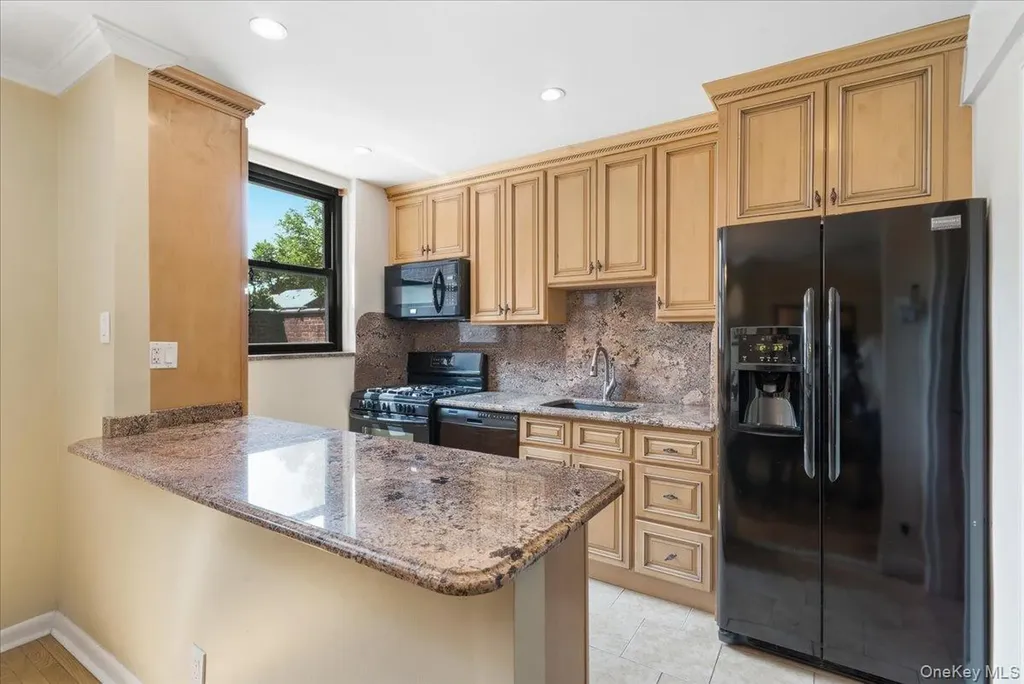 86-22 155th Howard Beach NY 11414