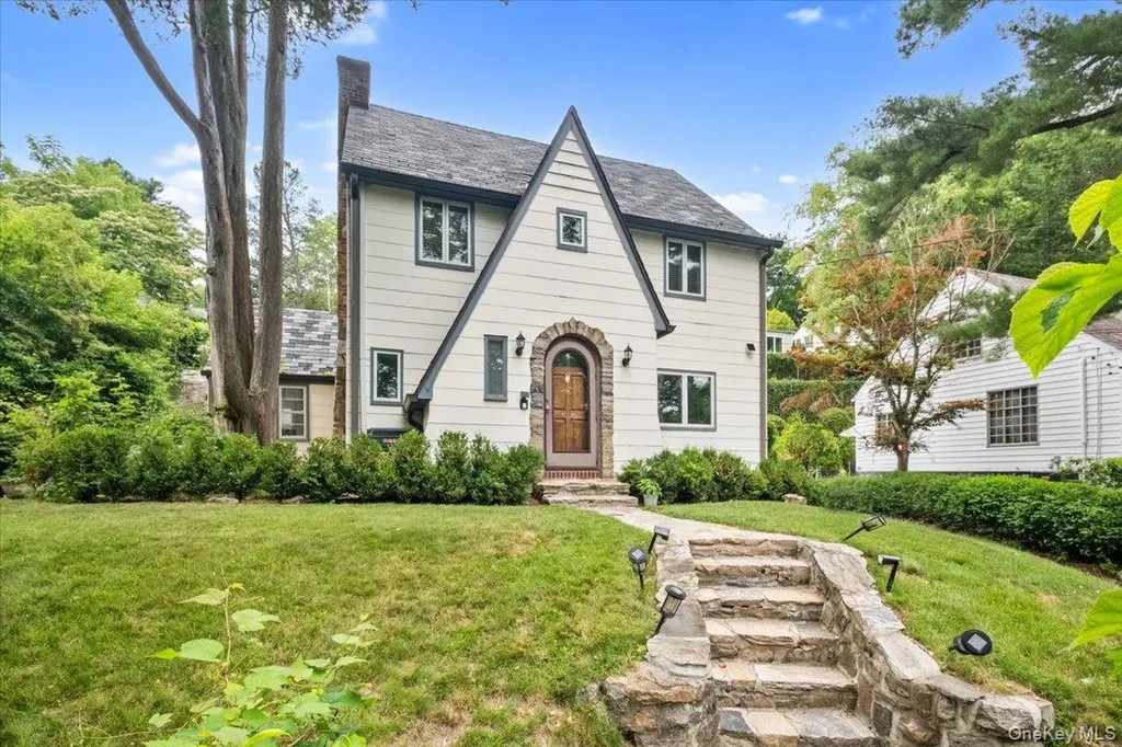 1187 Post Road Scarsdale NY 10583