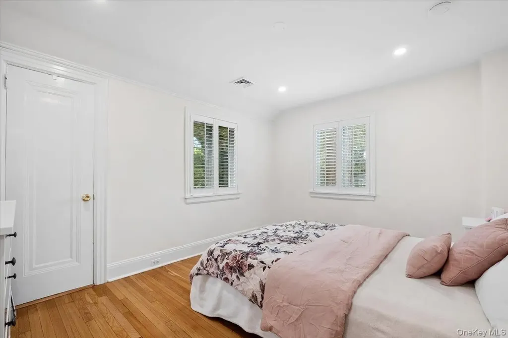 1187 Post Road Scarsdale NY 10583