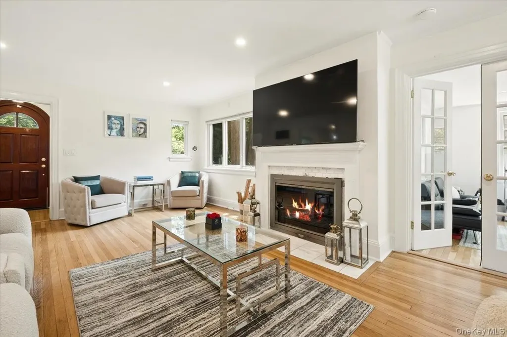1187 Post Road Scarsdale NY 10583