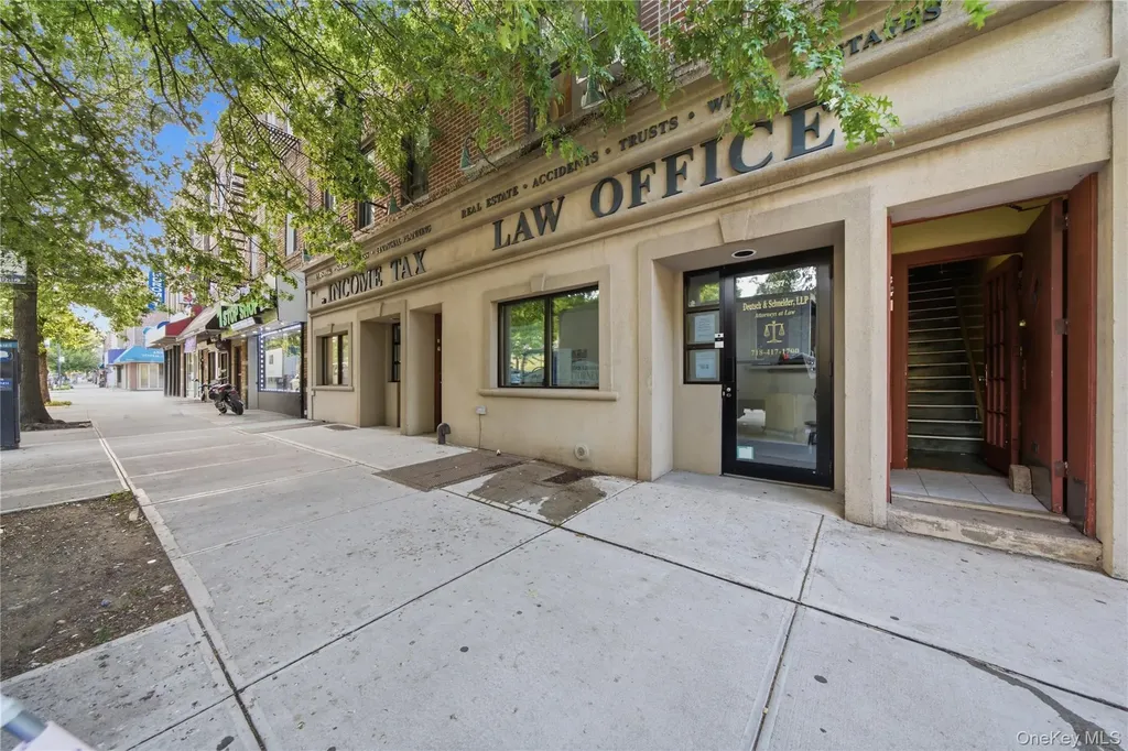 7935 Myrtle Avenue Ridgewood NY 11385