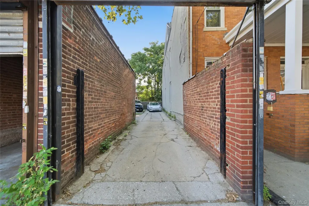 7935 Myrtle Avenue Ridgewood NY 11385