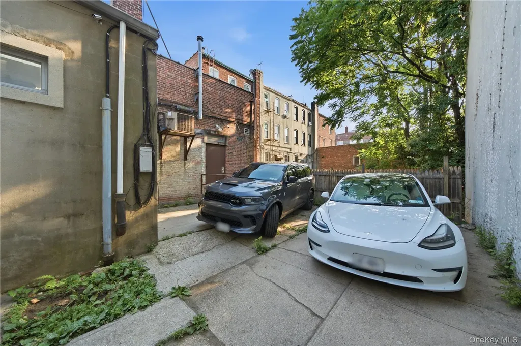 7935 Myrtle Avenue Ridgewood NY 11385