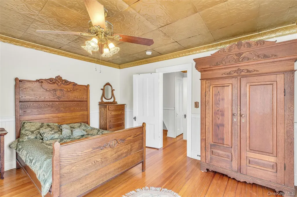 430 Montauk Highway East Moriches NY 11940